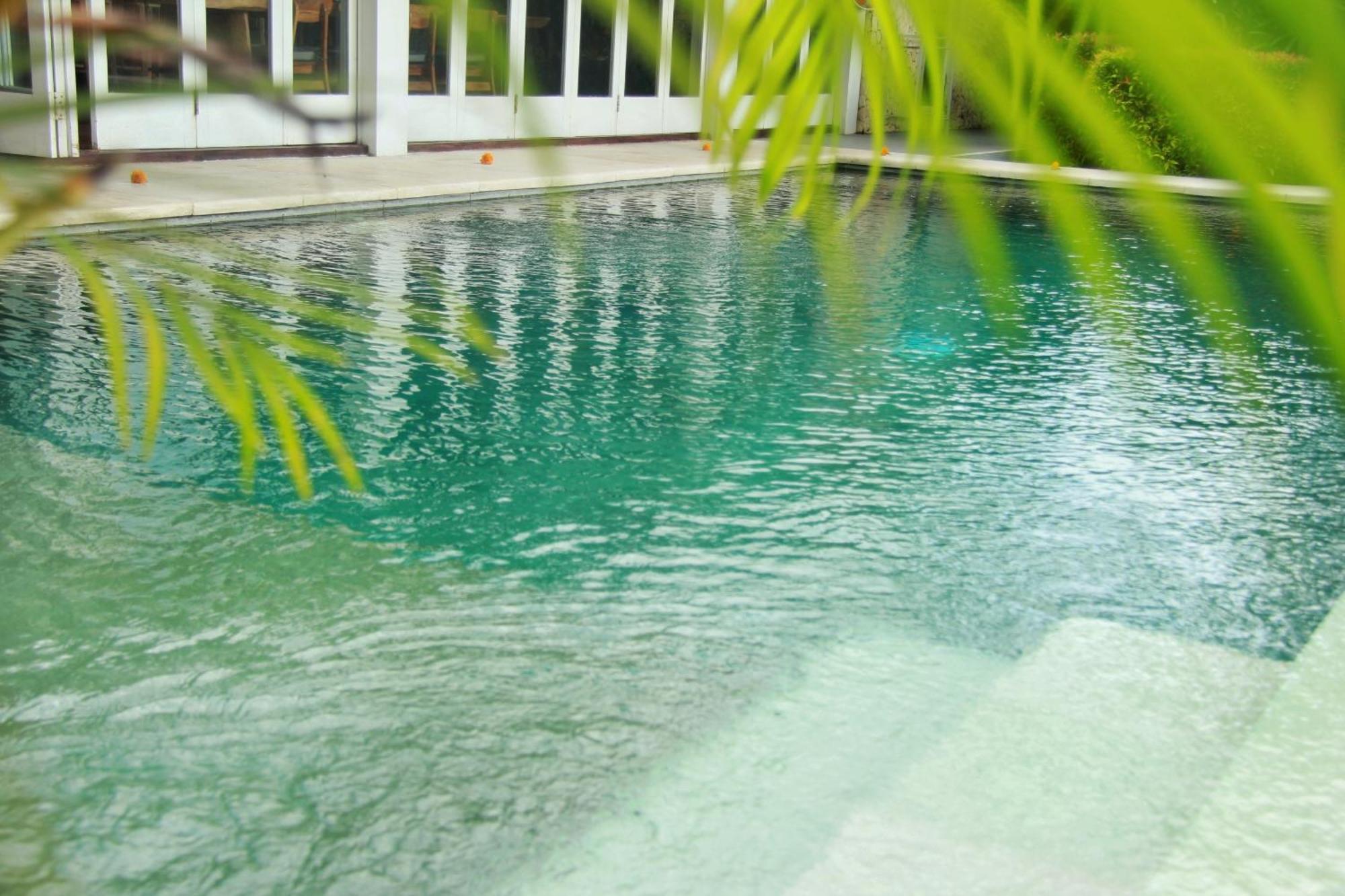 Ndaru - 4 Bedroom In Batu Bolong, विला *