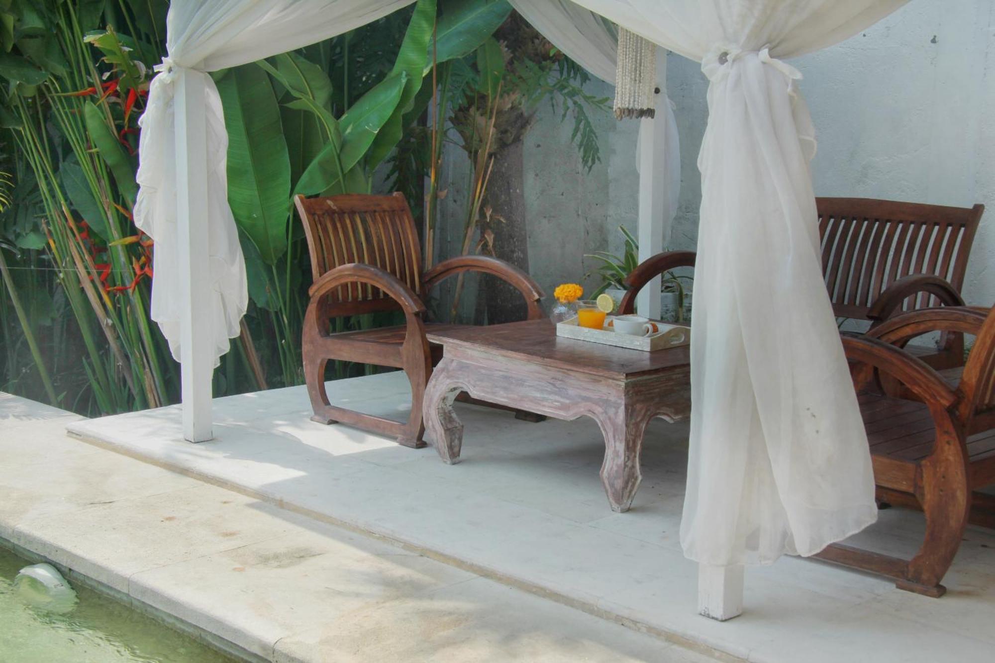 Ndaru - 4 Bedroom In Batu Bolong, * Canggu (Bali)